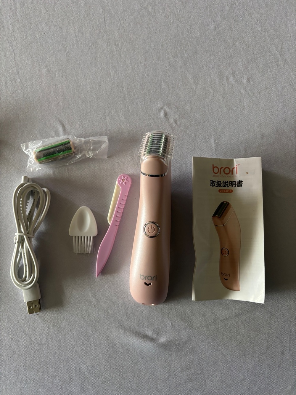 Pink Rechargeable Women's Facial Hair Trimmer Wet Dry complete like new